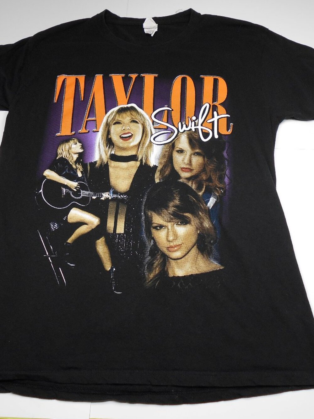 Taylor Swift Women's Black Short Sleeve Crew Neck Pullover T-Shirt Size L